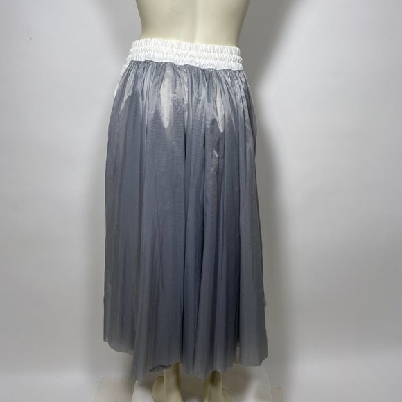NIKE x SACAI Grey/White Pleated Skirt - Picture 5 of 8